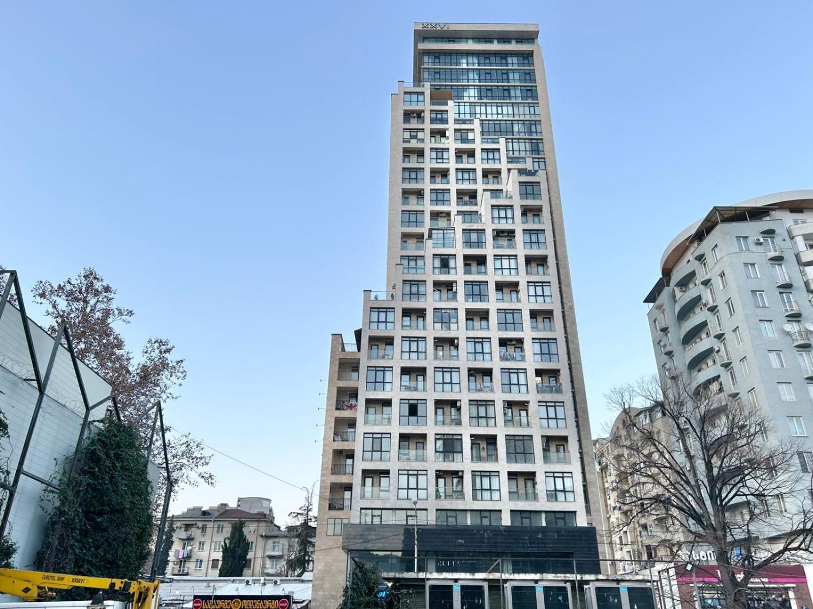 City Center - Next To Holiday Inn -2Br Apartment Tbilisi Ngoại thất bức ảnh