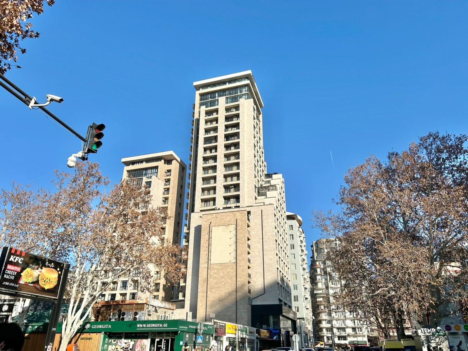 City Center - Next To Holiday Inn -2Br Apartment Tbilisi Ngoại thất bức ảnh
