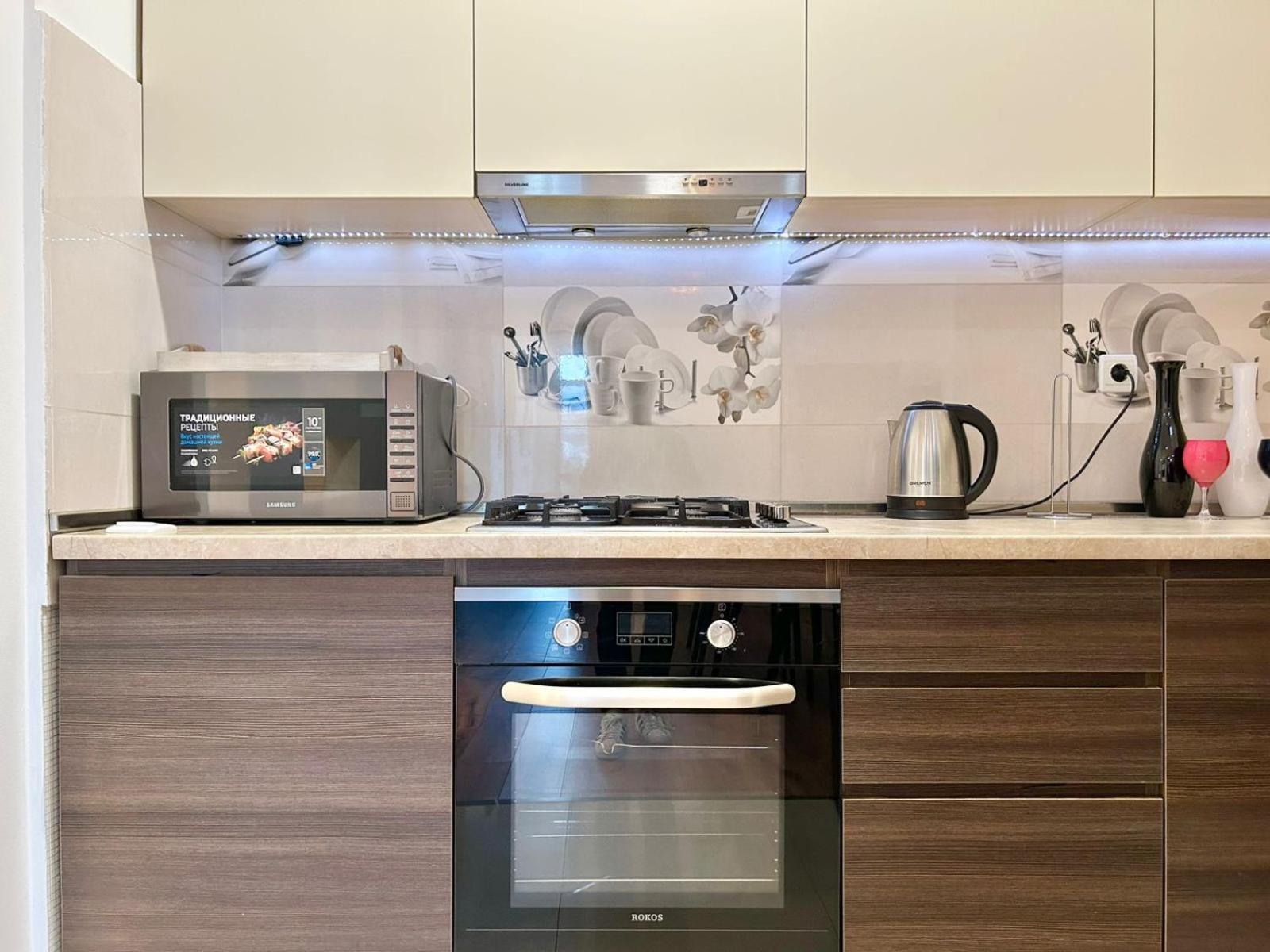 City Center - Next To Holiday Inn -2Br Apartment Tbilisi Ngoại thất bức ảnh