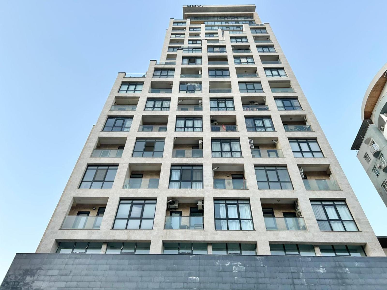 City Center - Next To Holiday Inn -2Br Apartment Tbilisi Ngoại thất bức ảnh