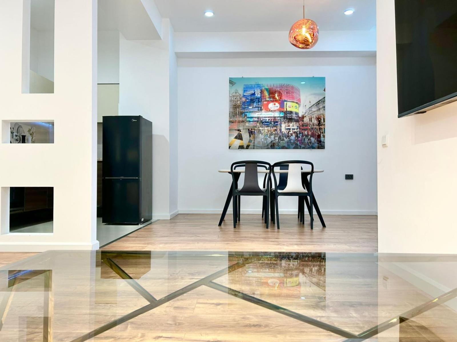 City Center - Next To Holiday Inn -2Br Apartment Tbilisi Ngoại thất bức ảnh