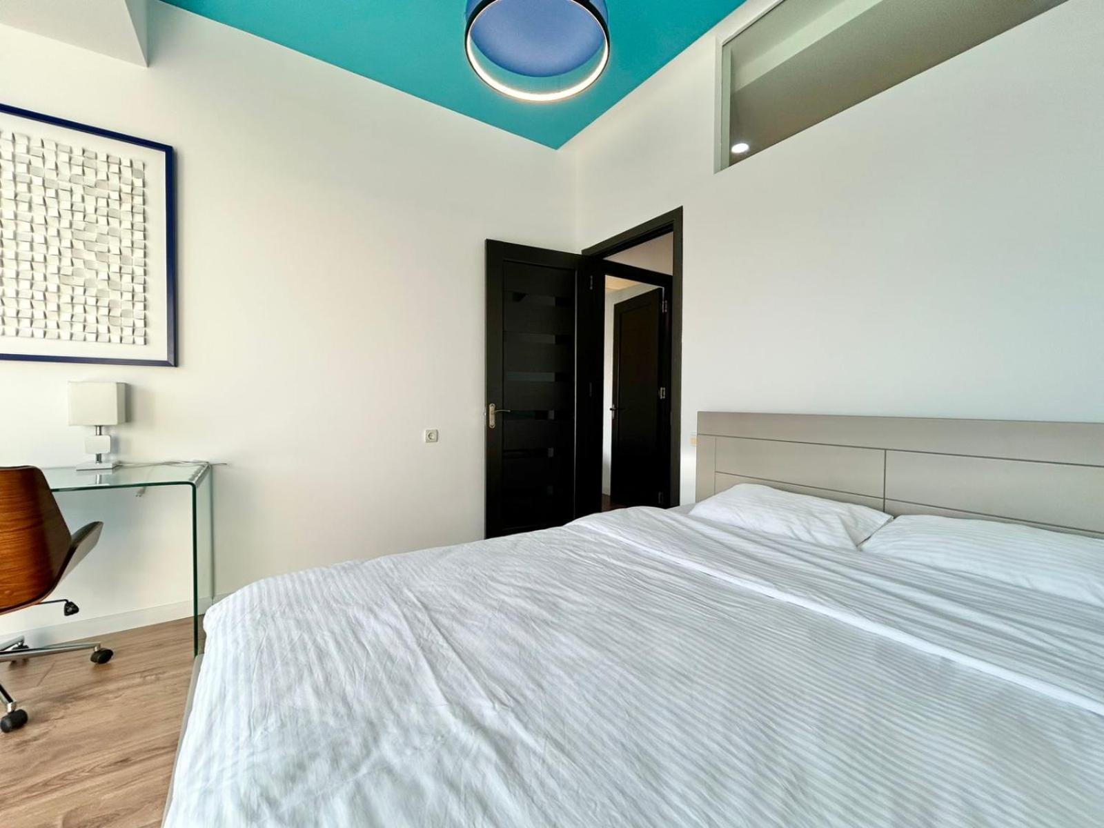 City Center - Next To Holiday Inn -2Br Apartment Tbilisi Ngoại thất bức ảnh